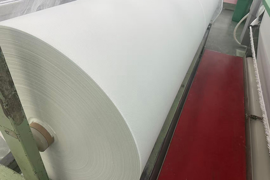 Yüksek sıcaklığa dayanıklı genişletilmiş fiberglas kumaş – hafif yanmaz yalıtım kumaşı
